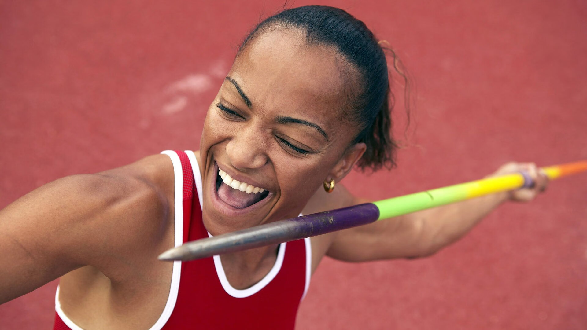 网球赛场焦点!中国队对阵瑞士队,战术博弈精彩纷呈,教练斗智斗勇